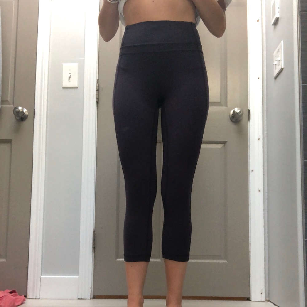 Lululemon Align Cropped Leggings in plum